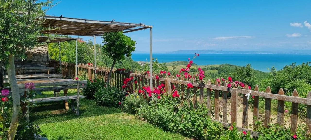 Hotel Restorant Olti Shetaj Kültér fotó
