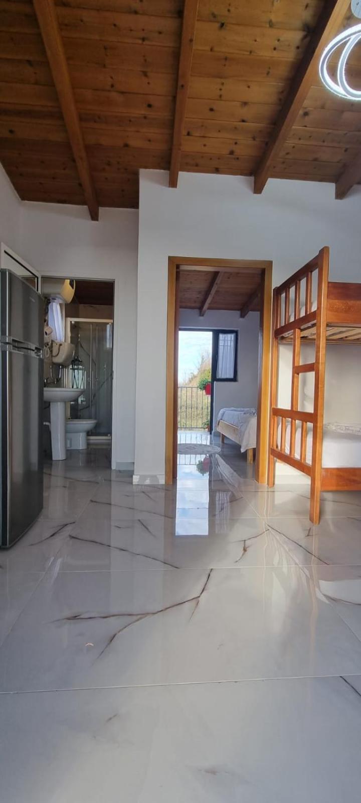 Hotel Restorant Olti Shetaj Kültér fotó