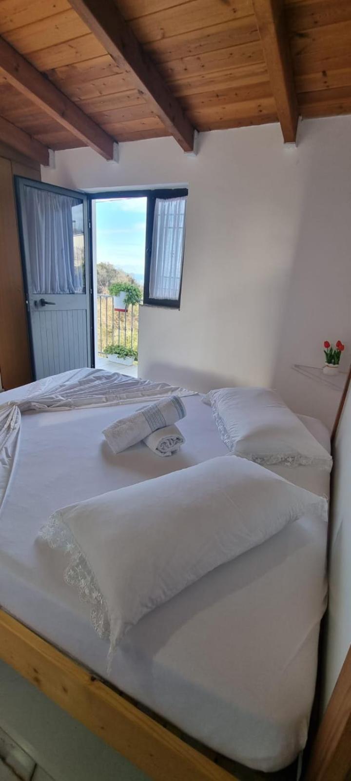Hotel Restorant Olti Shetaj Kültér fotó
