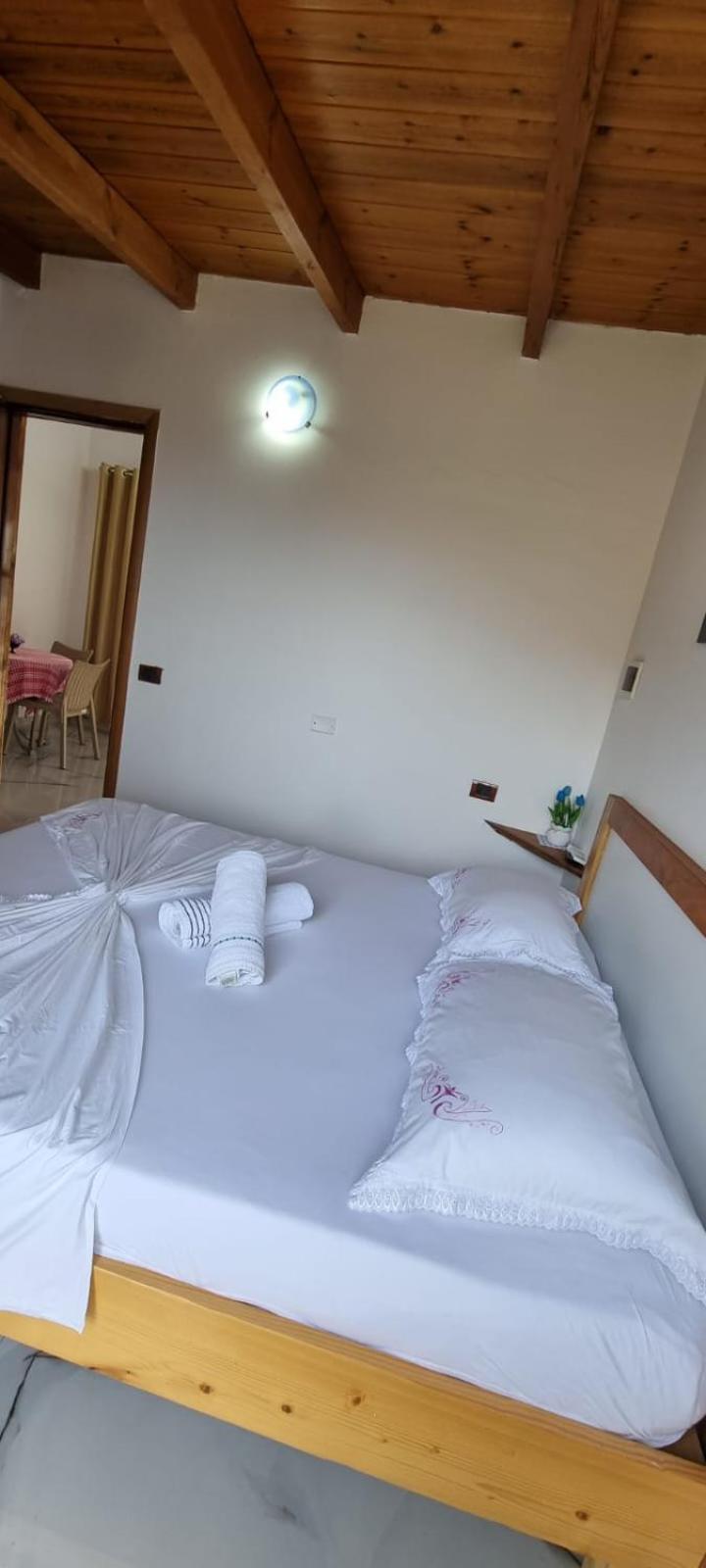 Hotel Restorant Olti Shetaj Kültér fotó